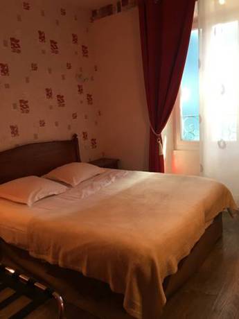 Imagen de la habitación del Hotel D'albion. Foto 6