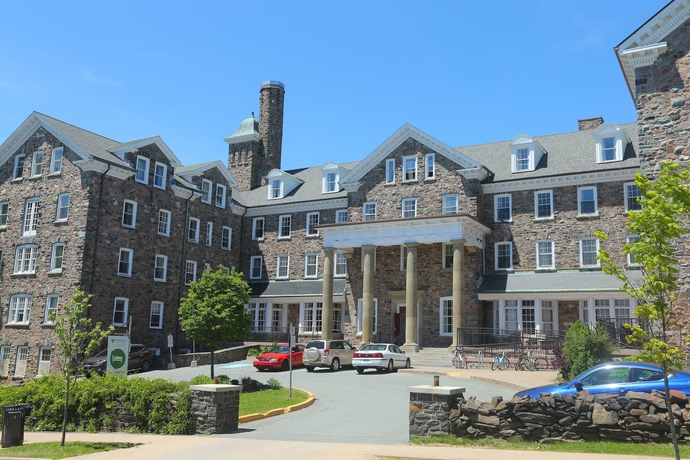 Imagen de los exteriores del Hotel Dalhousie University Accommodations. Foto 17