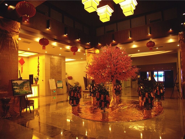 Imagen de los interiores del Hotel Dali Art Golf. Foto 19