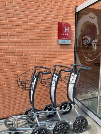 Imagen general del Hotel Dali H&ocirc;tel Montauban. Foto 36