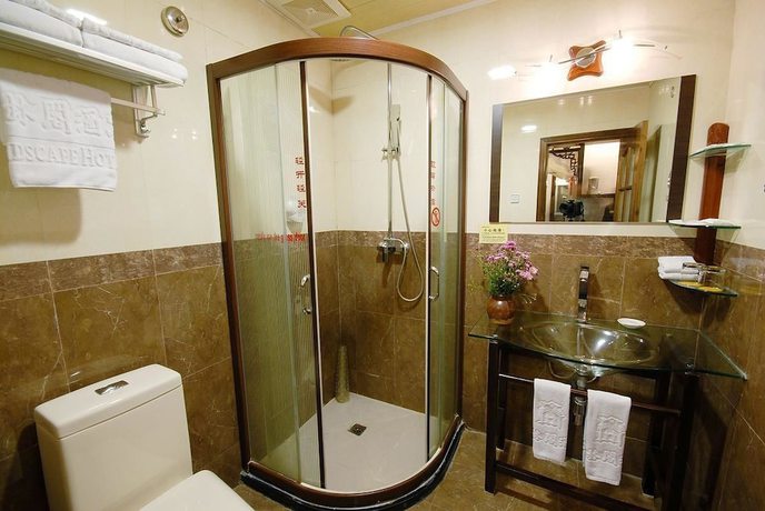 Imagen de la habitación del Hotel Dali Landscape Hotel. Foto 2