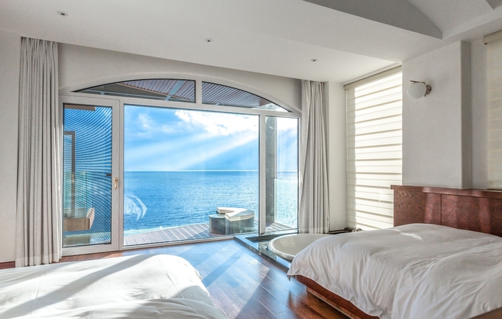Imagen de la habitación del Hotel Dali Mermaid Sea View Resort. Foto 10