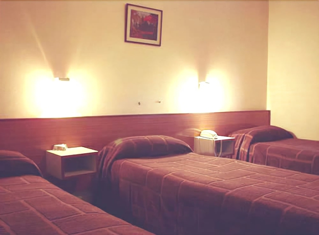 Imagen de la habitación del Hotel Dali, SAN RAFAEL. Foto 13