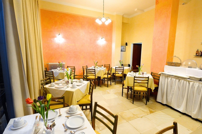 Imagen del bar/restaurante del Hotel Dalia, Corfu. Foto 3