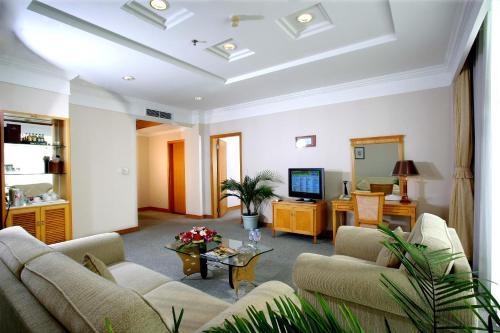 Imagen general del Hotel Dalian Jinshi International Convention Center. Foto 4