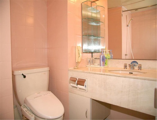 Imagen de la habitación del Hotel Dalian Royal. Foto 16