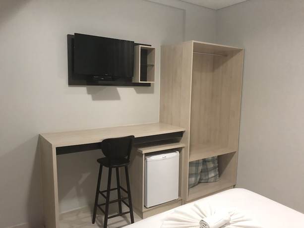 Imagen de la habitación del Hotel Dallas. Foto 17