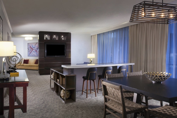 Imagen de la habitación del Hotel Dallas Marriott Downtown. Foto 11