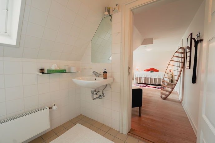 Imagen de la habitación del Hotel Dallund Slot. Foto 15