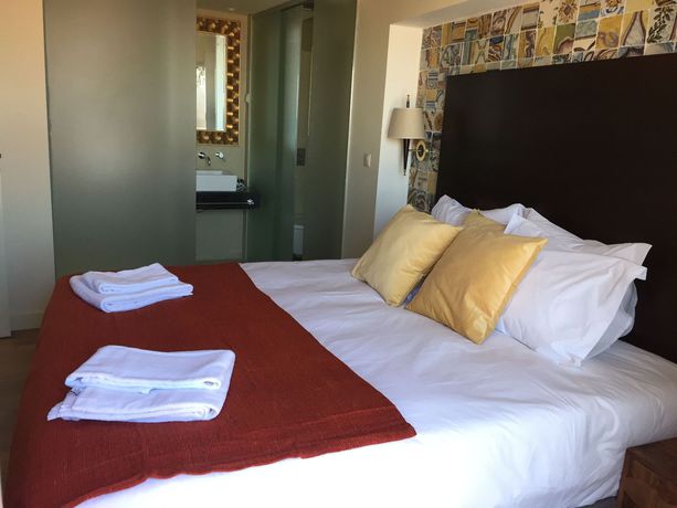 Imagen de la habitación del Hotel Dalma Old Town Suites. Foto 3