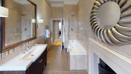 Imagen de la habitación del Hotel Dalmahoy and Country Club. Foto 6