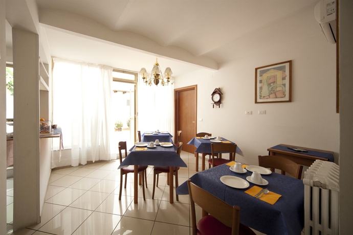 Imagen del bar/restaurante del Hotel Dalmazia. Foto 2