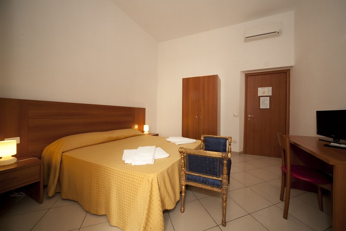 Imagen de la habitación del Hotel Dalmazia. Foto 14