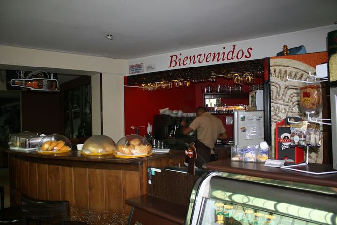 Imagen del bar/restaurante del Hotel Dalons Colonial. Foto 13