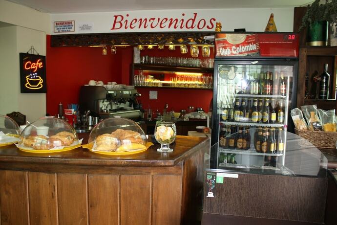 Imagen del bar/restaurante del Hotel Dalons Colonial. Foto 15