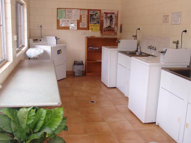 Imagen general del Hotel Dalrymple Tourist Van Park. Foto 8