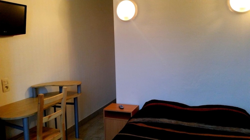 Imagen de la habitación del Hotel D'alsace, Villeurbanne. Foto 4