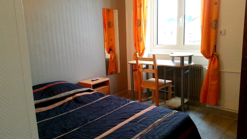 Imagen de la habitación del Hotel D'alsace, Villeurbanne. Foto 5