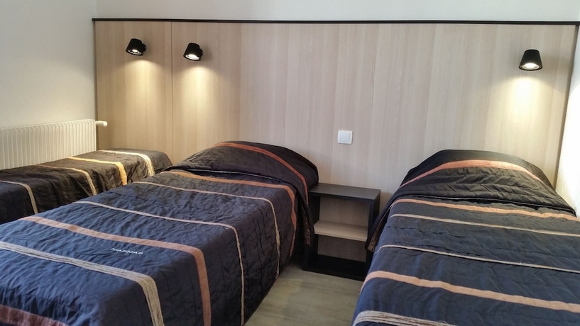 Imagen de la habitación del Hotel D'alsace, Villeurbanne. Foto 8