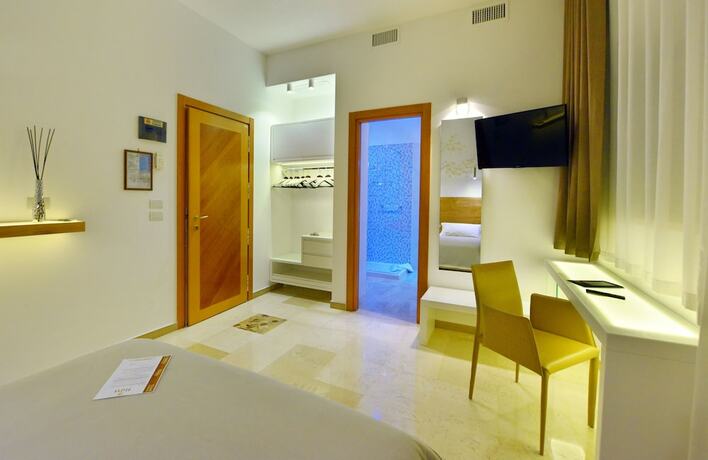 Imagen de la habitación del Hotel D'altavilla. Foto 13