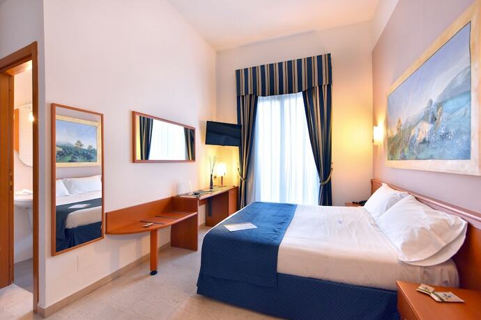 Imagen de la habitación del Hotel D'altavilla. Foto 14