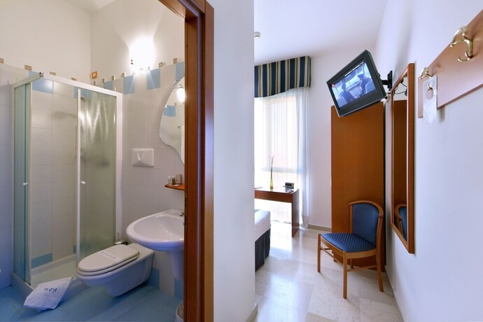 Imagen de la habitación del Hotel D'altavilla. Foto 16