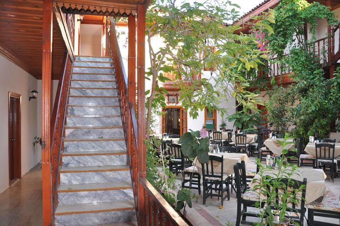 Imagen de los interiores del Hotel Dalyan Konak Su Otel. Foto 10