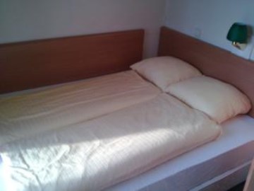 Imagen de la habitación del Hotel Dam. Foto 3