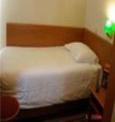 Imagen de la habitación del Hotel Dam. Foto 4