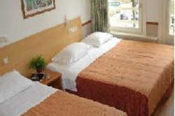 Imagen de la habitación del Hotel Dam. Foto 5