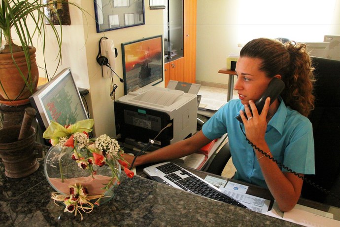 Imagen de los interiores del Hotel Damanse. Foto 16
