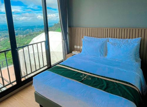 Imagen de la habitación del Hotel Damar Langit Resort. Foto 15