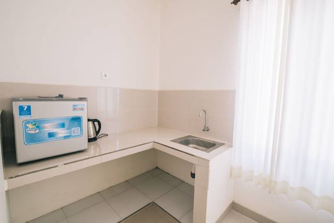 Imagen de la habitación del Hotel Damar Sanjaya Uttama. Foto 3