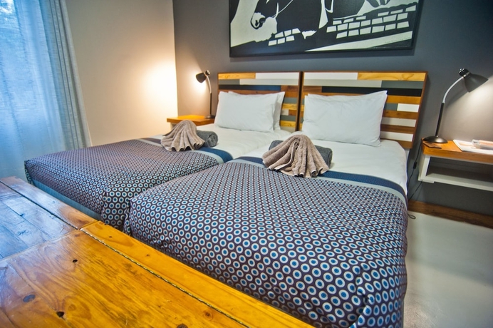 Imagen de la habitación del Hotel Damara Mopane Lodge. Foto 8