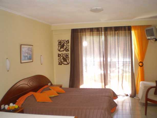Imagen de la habitación del Hotel Damia. Foto 3