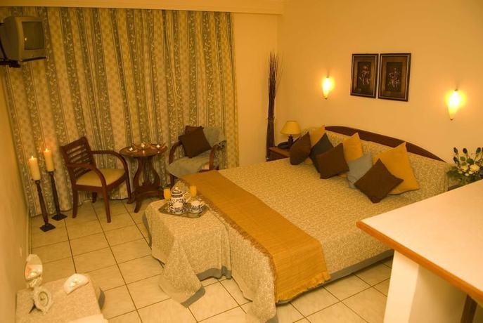 Imagen de la habitación del Hotel Damia. Foto 13