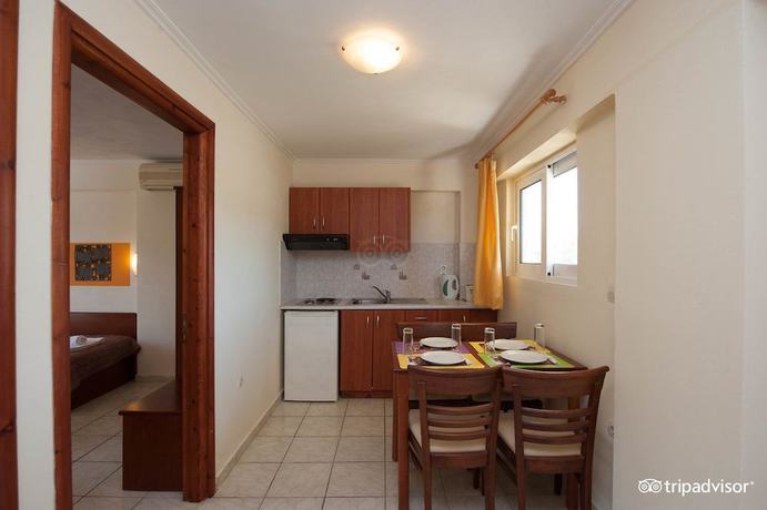 Imagen de la habitación del Hotel Damia. Foto 14