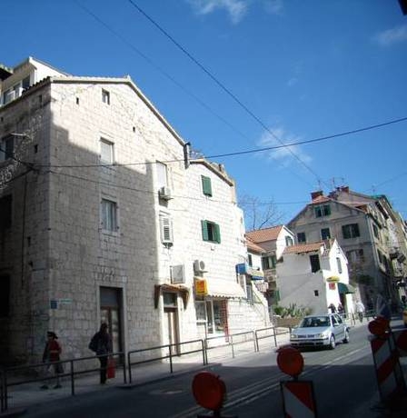 Imagen general del Hotel Damira Rooms. Foto 8