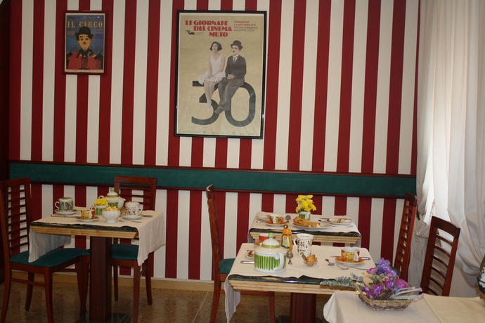 Imagen del bar/restaurante del Hotel Damodoro. Foto 3