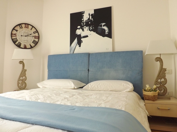 Imagen de la habitación del Hotel Damodoro. Foto 6