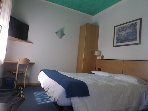 Imagen de la habitación del Hotel Damodoro. Foto 7