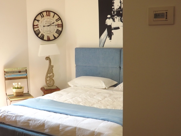 Imagen de la habitación del Hotel Damodoro. Foto 10