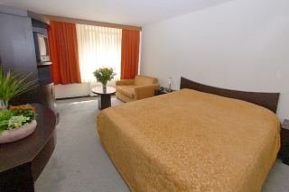 Imagen de la habitación del Hotel Damrak. Foto 3