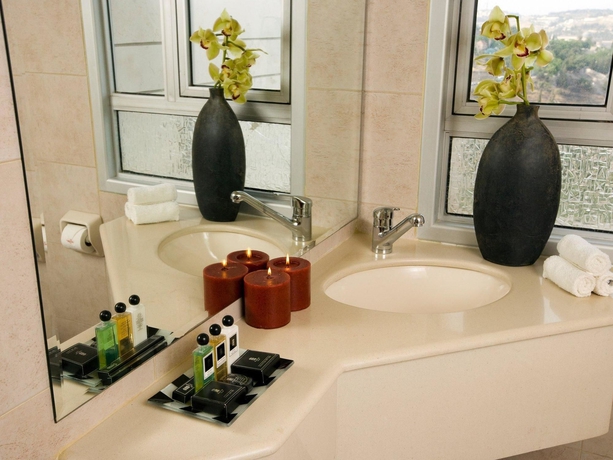 Imagen de la habitación del Hotel Dan Boutique Jerusalem. Foto 10