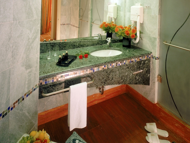 Imagen de la habitación del Hotel Dan Eilat. Foto 7