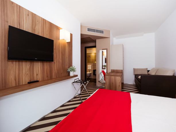 Imagen de la habitación del Hotel Dan. Foto 4