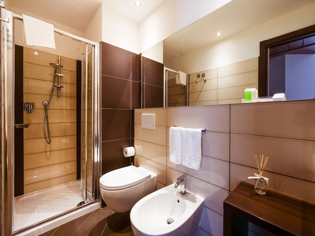 Imagen de la habitación del Hotel Dan. Foto 9
