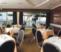 Imagen del bar/restaurante del Hotel Dan Gardens Haifa. Foto 9