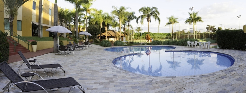 Imagen de la piscina del Hotel Dan Inn Franca and Conven&ccedil;&otilde;es. Foto 13