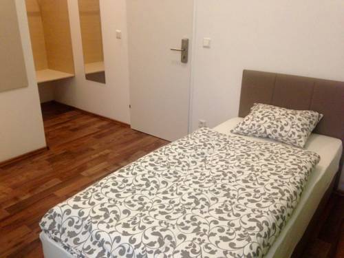 Imagen de la habitación del Hotel Dan In'n Out. Foto 5